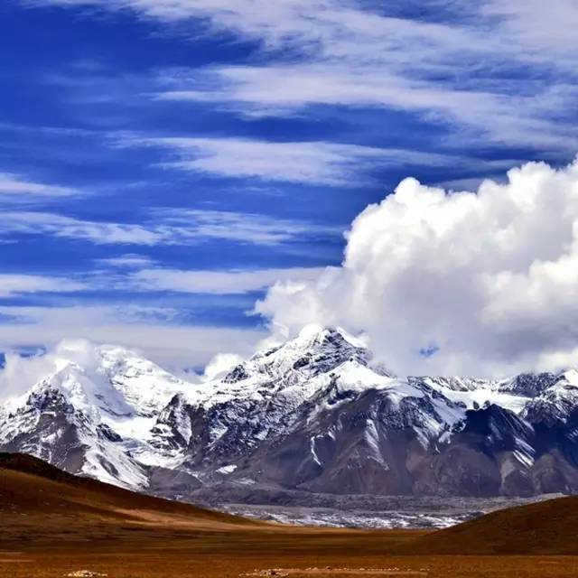 虔诚的守护者，探访的神山下的寺庙...