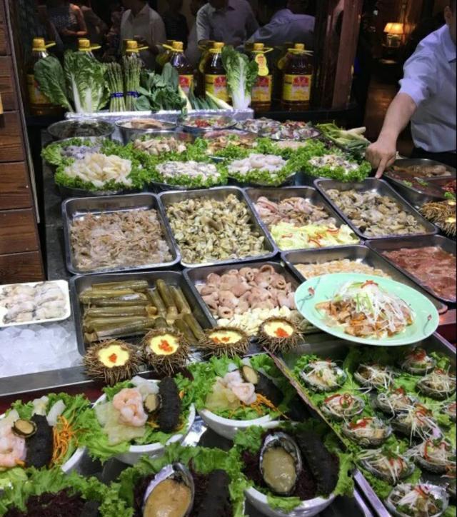 美食好店｜青岛明星餐厅：开海红岛海鲜虾水饺