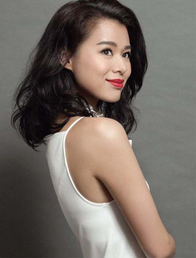 胡杏儿前男友女儿患怪病，7岁终学会走路令人动容
