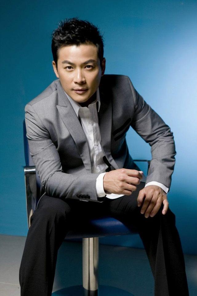中国台湾男明星，是演员又是歌手，你们对他有印象吗？