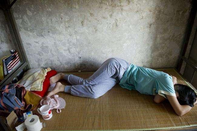 十张图片揭示: 中国电子厂打工者有多累!