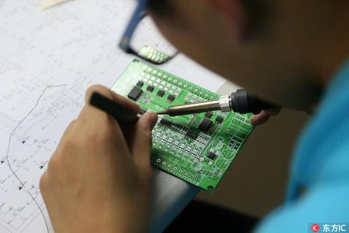 北京新增36个高职专业 教孩子如何应用无人机