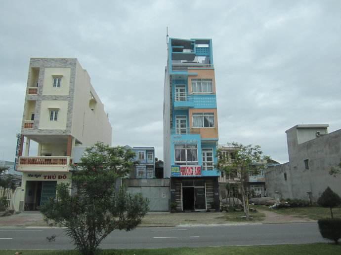 为什么越南的房子越盖越“苗条”，原因你想不到！