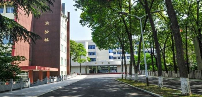 2018年高校单招报读指南--四川邮电职业技术学院