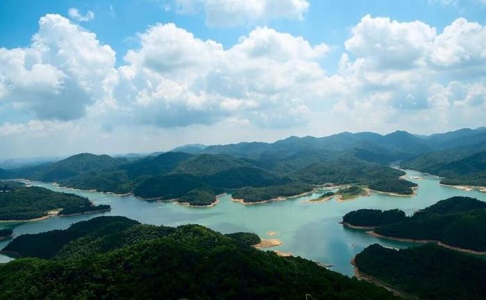 中山有座珠江口最高峰, 是中山市十景之一