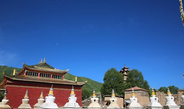中国最美藏乡——三色班玛
