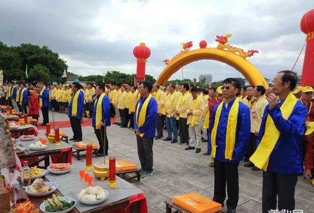 昨天姓林的莆田人办大事，场面太壮观了！