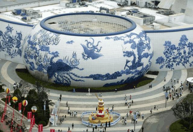 江西南昌有处奇特的建筑，有着淡淡的中国风，网友：看着像瓷碗呢