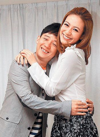 阿牛近照和老婆已秘密离婚多年 为整牙齿花100万