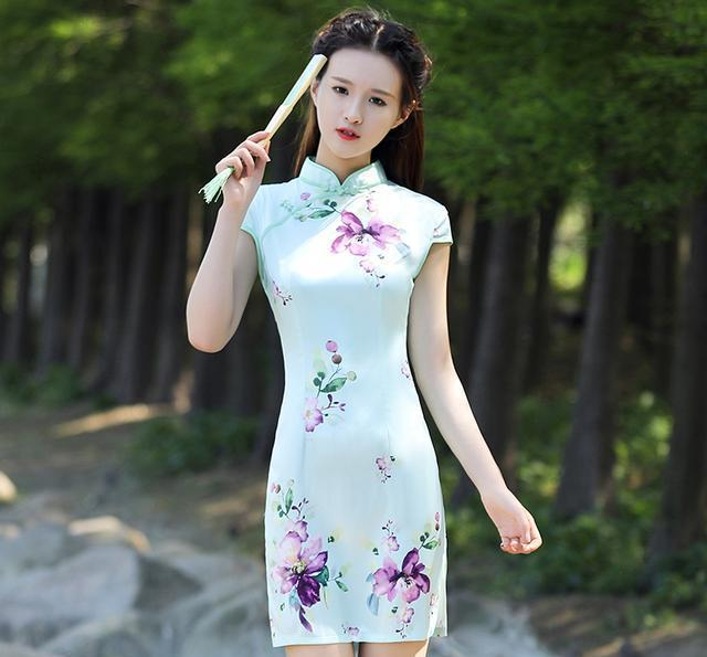 希少⭐︎美品☆Hallah Moustafa 衣装 中国风改良旗袍连衣裙, 旗袍之美, 不穿上就不会知道有多