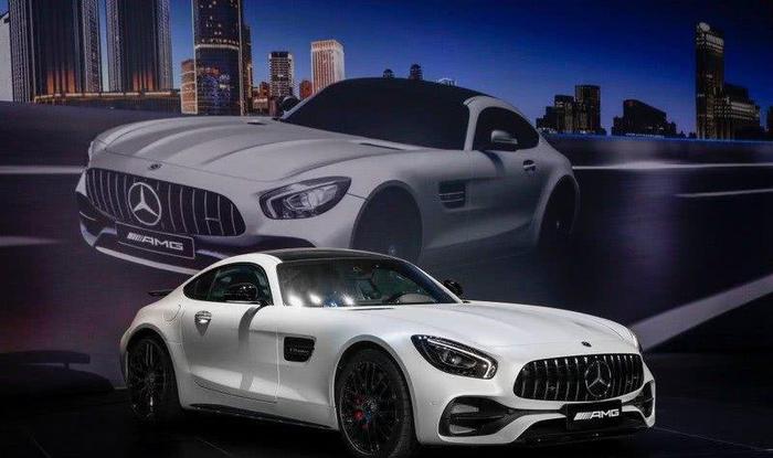 奔驰AMG GT C 中国特别版热血登场 建议售价197.8万人民币起跳