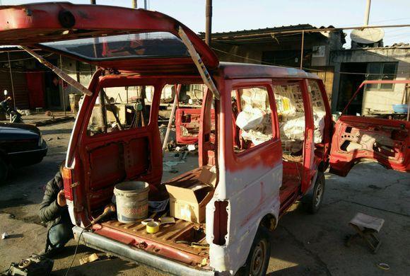 为了情怀, 花了2万块改造70年代的天津大发面包车