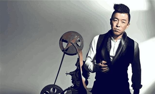 男主排行_最佳男主角排名:李易峰第七,邓伦空降第三,名列榜首.(2)