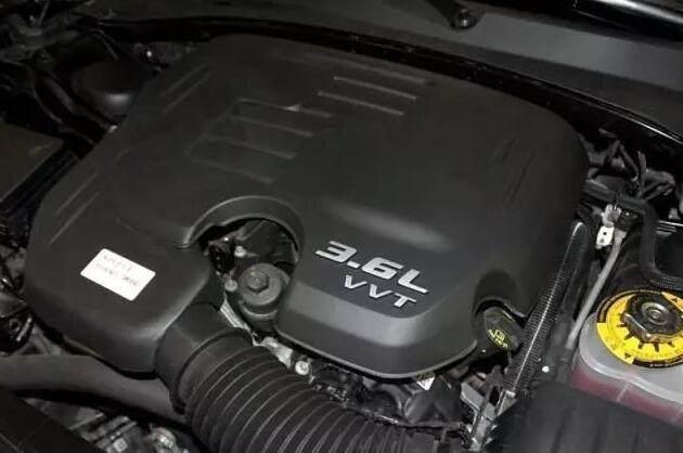 纯进口40万断A6后路，长5米1标配19个音响，3.0L+V6不输奔驰E