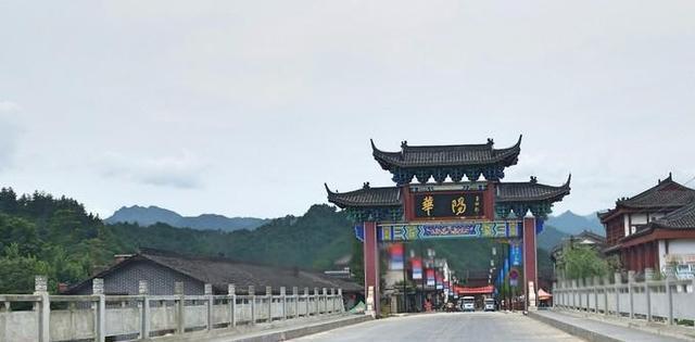 太洋公路, 穿越秦岭避暑之路, 沿途景色介绍