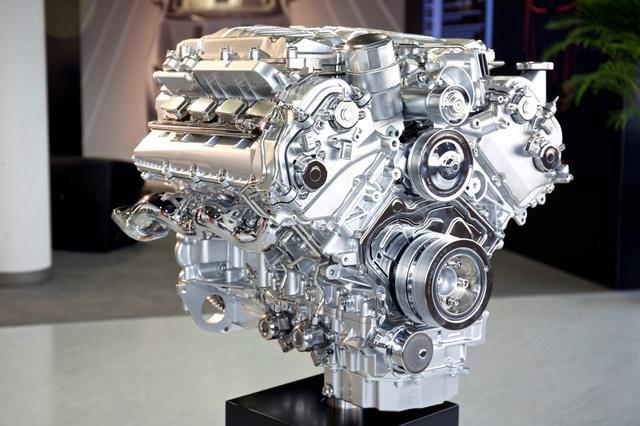 没有什么比V8的引擎声更好听 7款声浪最佳的V8引擎盘点
