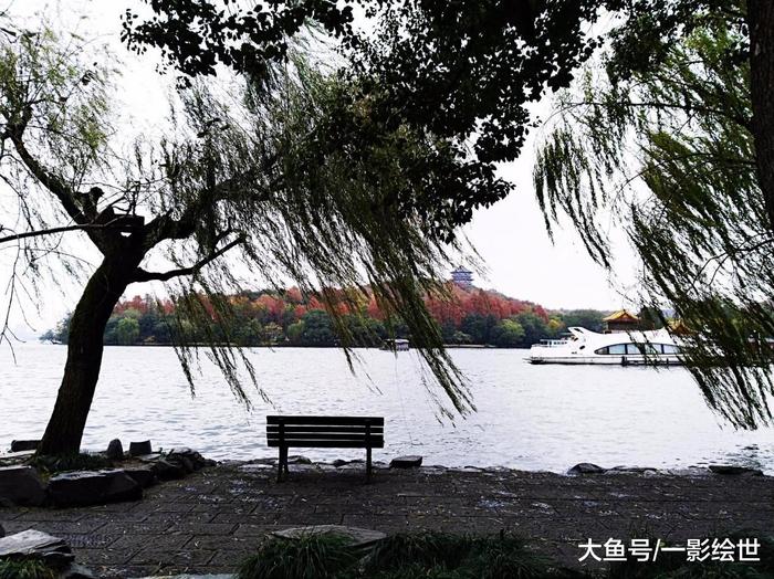 杭州西湖作为5A景区, 却一直不收费, 靠什么挣钱?