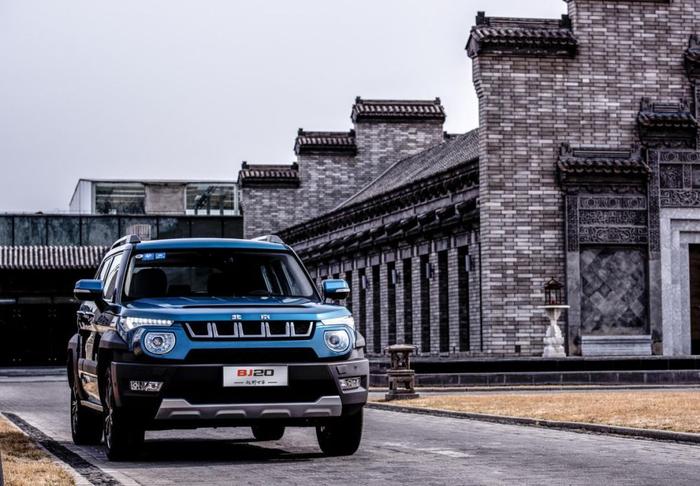 左手事业右手家庭 十万级全能型SUV北京BJ20开启北汽自主新征程