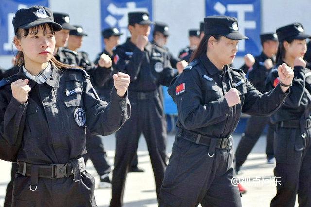 陕西蓝盾为全国安保输送人才  擒拿格斗小女生也威风八面