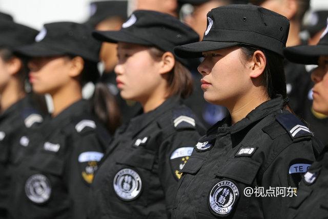 陕西蓝盾为全国安保输送人才  擒拿格斗小女生也威风八面