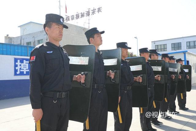 陕西蓝盾为全国安保输送人才  擒拿格斗小女生也威风八面