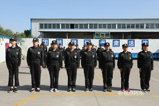 陕西蓝盾为全国安保输送人才  擒拿格斗小女生也威风八面