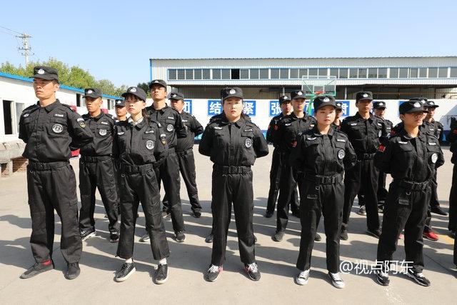 陕西蓝盾为全国安保输送人才  擒拿格斗小女生也威风八面