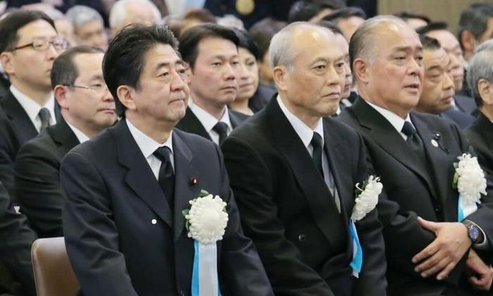 安倍到处哭穷，恳求邻国帮助？谁知联合国一番话让其“脸红”？