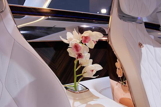 奢华的经典，迈巴赫再次挑战，让汽车也可以变成无法逾越的艺术品