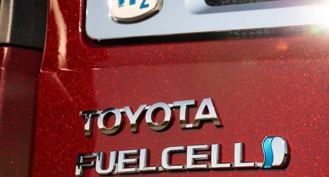丰田测试第二版燃料电池Class 8零排放卡车