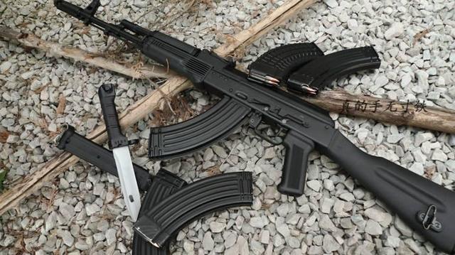 Ak74U，到底是冲锋枪还是突击步枪？本质上应该是突击步枪