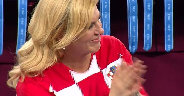 莫德里奇获得金球奖后 有谁注意克罗地亚美女总统的表情？