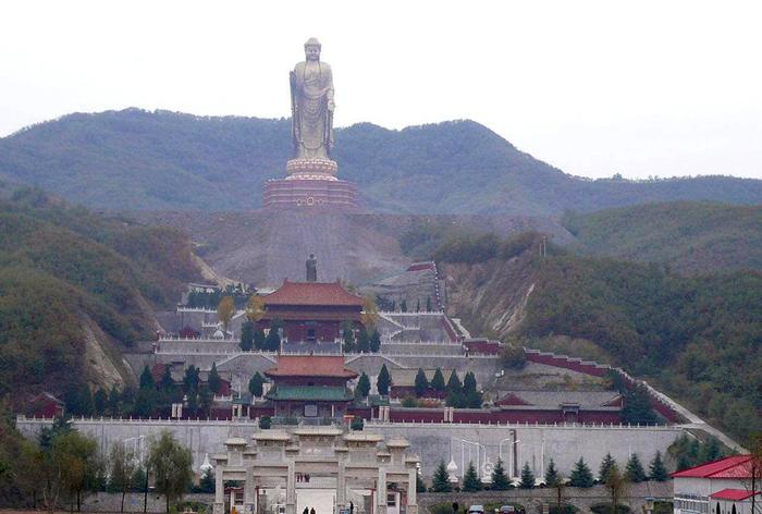河南平顶山面积最大的县，旅游资源丰富，拥有尧山景区