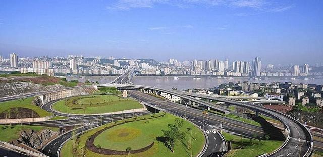 中国5个自称“江城”的城市, 哪1个才是真正的江城