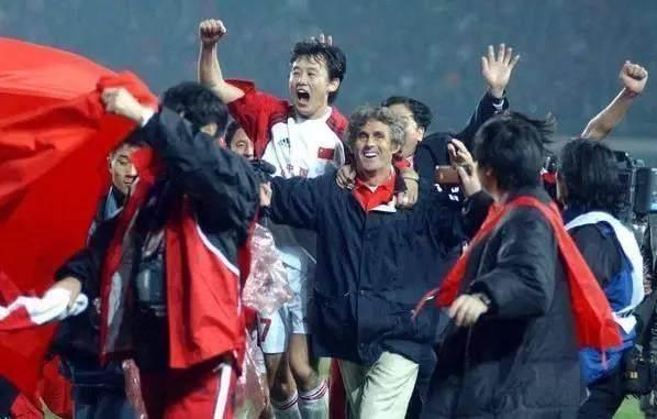 中国唯一一次世界杯之旅：2002年竟然是中国男子国家足球队的巅峰