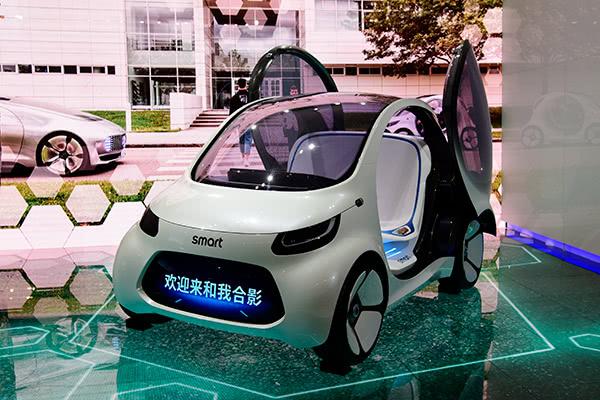 奔驰CES Asia推四项黑科技：AI、L5自动驾驶、数字大灯全都有