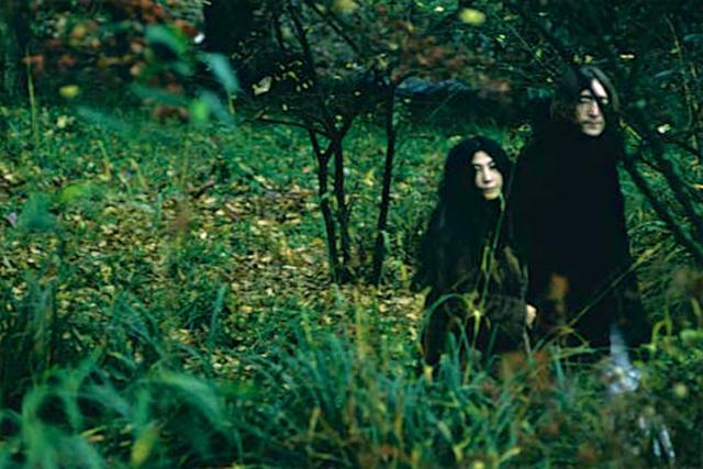 约翰·列侬和女友小野洋子，1968年12月