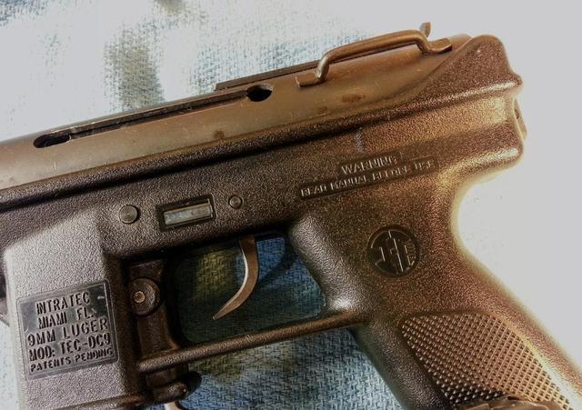 武器装备介绍——TEC-9