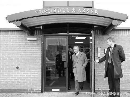 世界十大奢侈衬衫品牌，你认识几个？