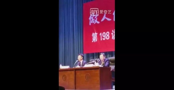 谢娜主持生涯最大黑点，居然是剧本的锅？当年被全网嘲的她冤吗？