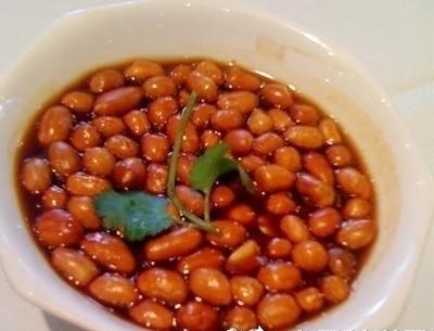 洋葱、花生米等食物用醋泡 全家健康不得癌