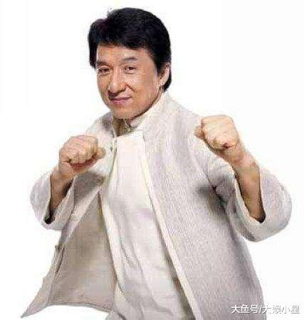 64岁成龙近照: 时间不等人, 中国风的成龙老了很多!