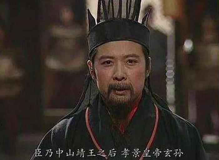 刘备是什么样的人？说忠于汉室，结果自己做皇帝，还对不起诸葛亮