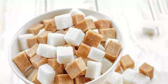 白糖、红糖、黑糖、冰糖，他们到底有什么区别呢？