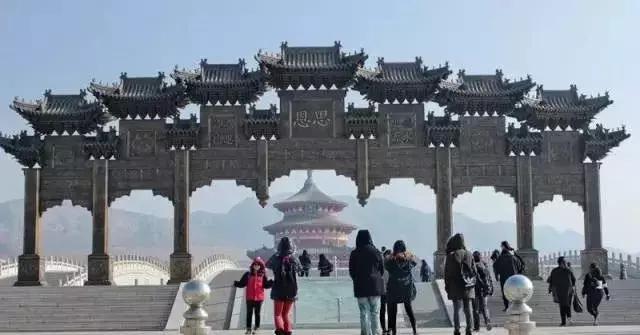 2018年第三批“华夏文明·薪火相传”台湾游学参访团到黄河坛景