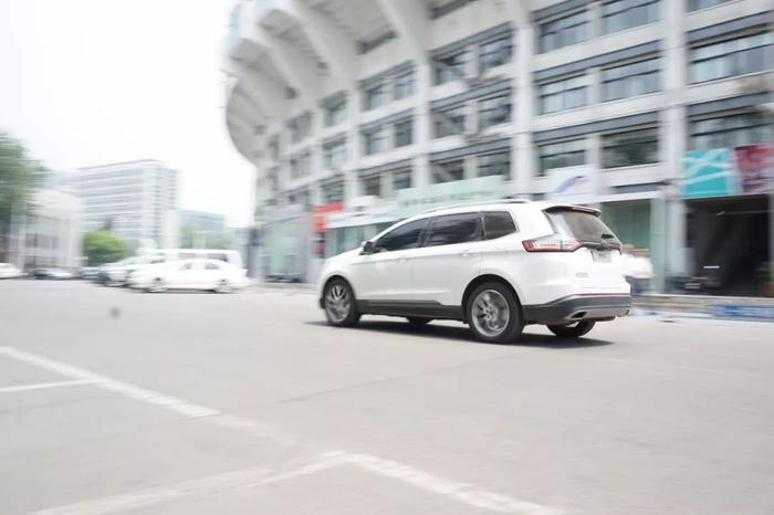 30万预算购买主流中型7座SUV，锐界和汉兰达如何选？