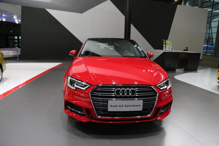 20万级别，更强悍、奥迪 A3 Sportback 实拍！