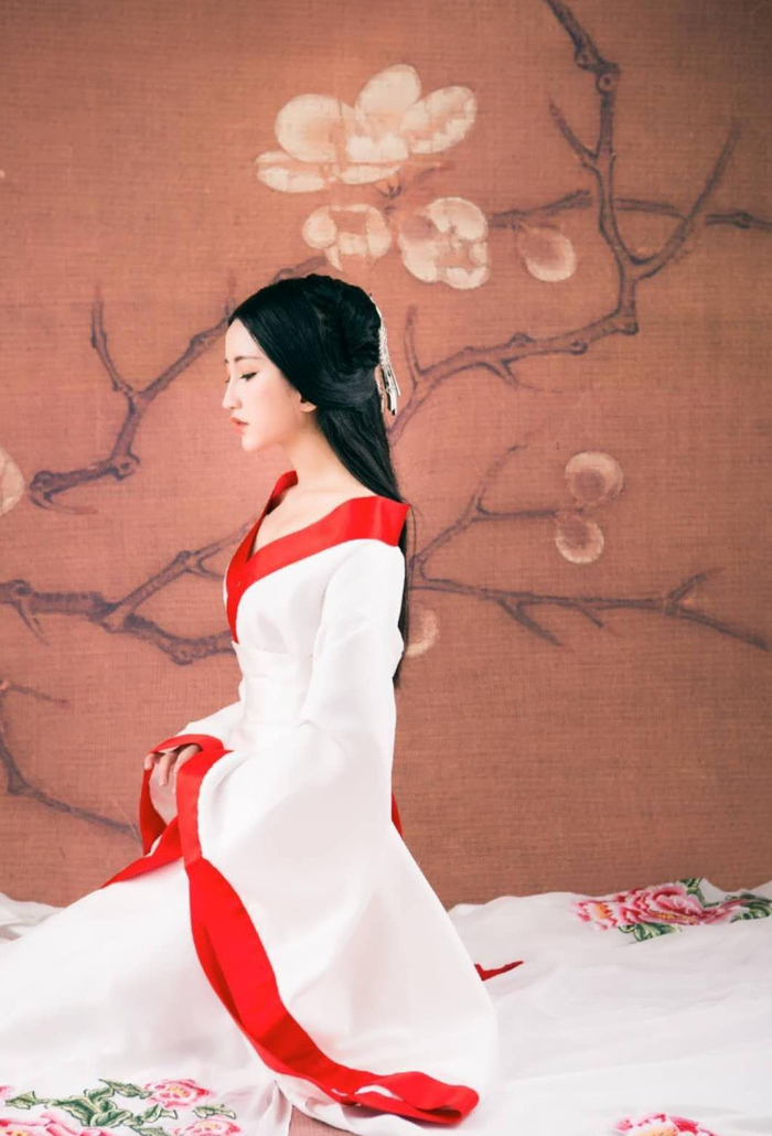 专访晨晨传媒主播安七七：“佛系主播”的养成之路