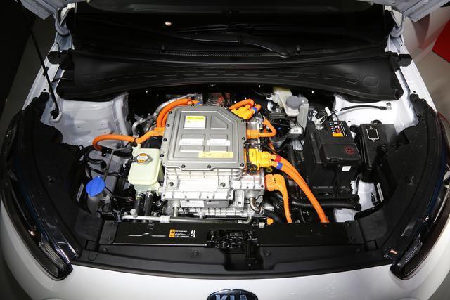 小型纯电SUV再添新丁，高颜值没得说，续航达300km，仅售14.73万