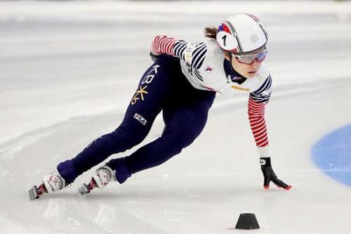 比冬奥会还要惨，中国无金结束世锦赛！韩国获6金包揽女子金牌